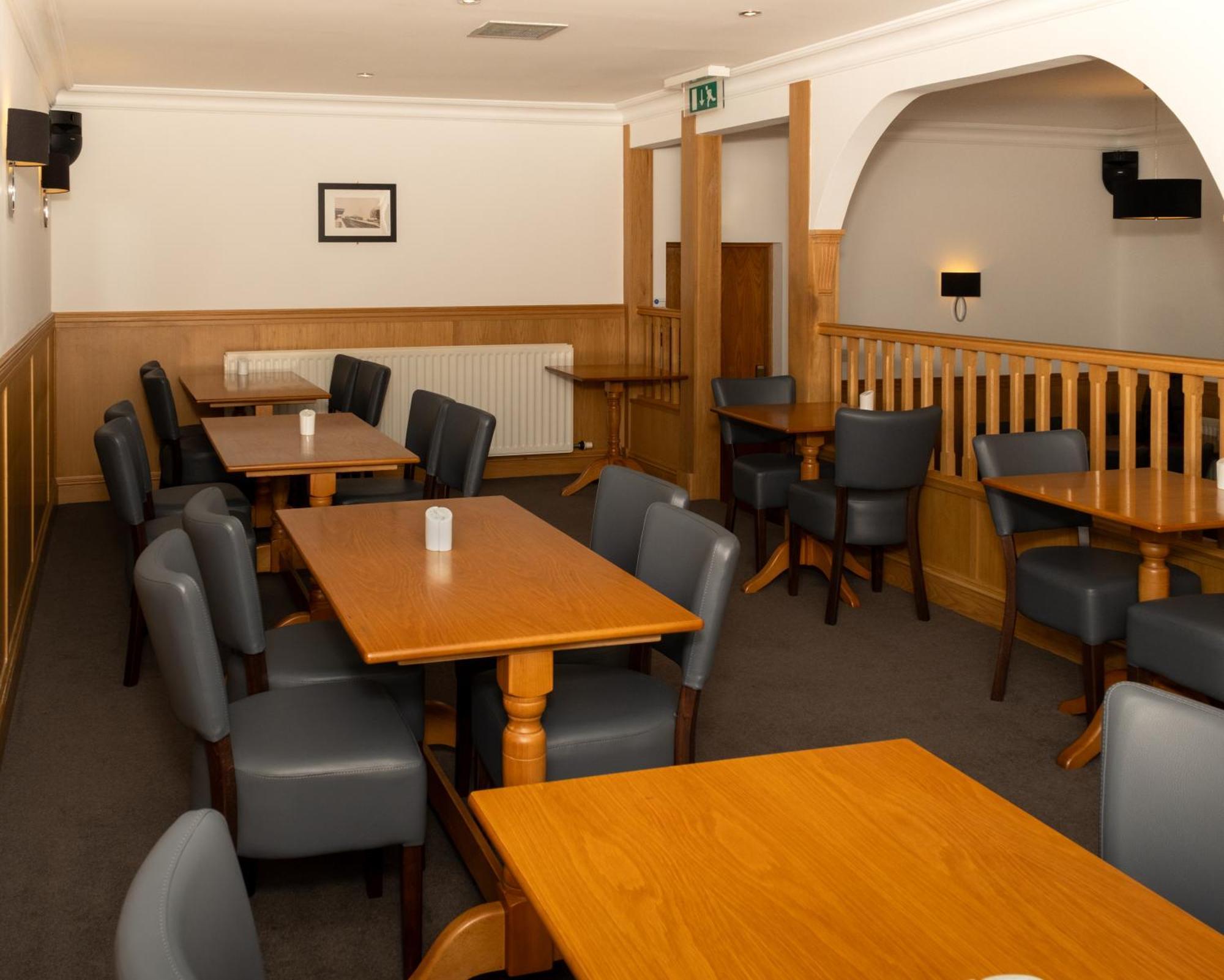 Station Hotel Ellon 外观 照片